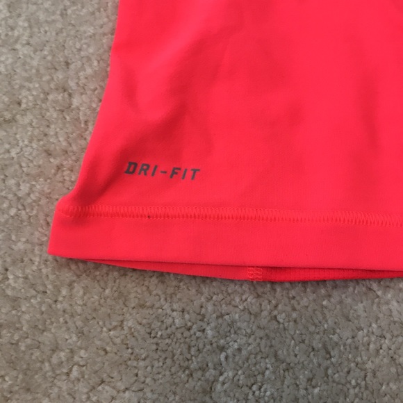 Nike Dri-Fit Workout Tank Top - Picture 10 of 11